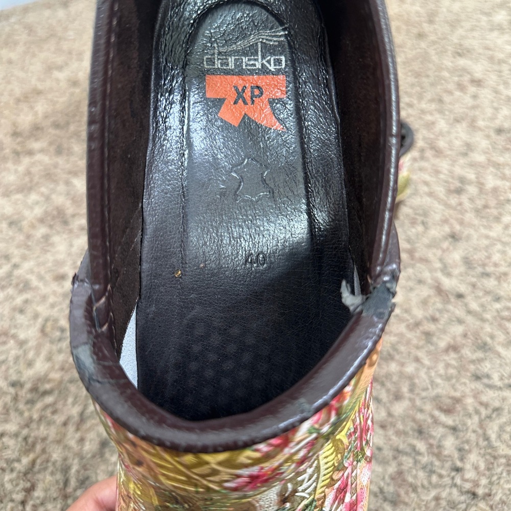 Dansko Professional XP Clogs Floral Tooled Leather Slip Resistant 40/9.5 READ - Picture 8 of 9
